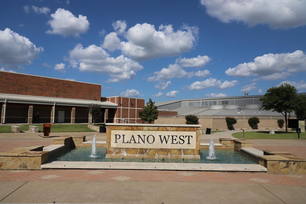 플래노웨스트 고등학교 Plano West Senior High School